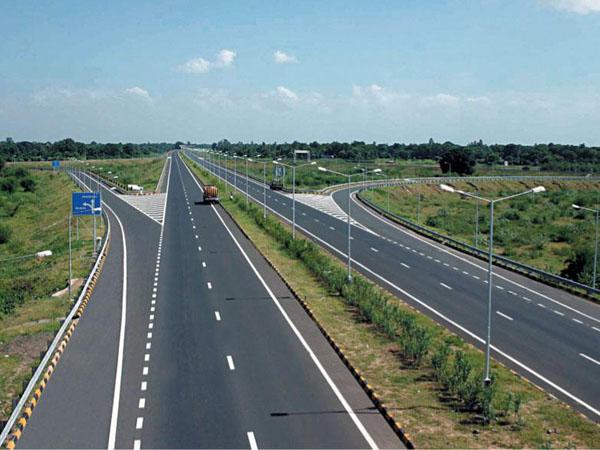 प्रति किलोमीटर लागत 70 करोड़ रुपए