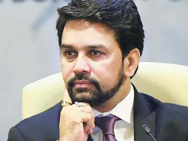 अनुराग ठाकुर ने भी मांगा इस्तीफा
