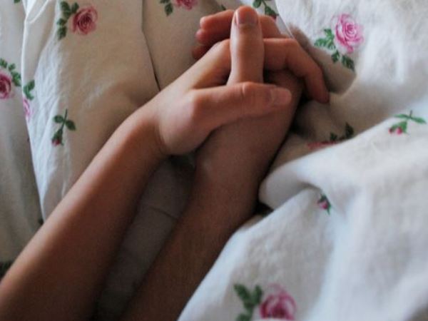 फेसबुक पर करती थी लड़कियों से दोस्ती