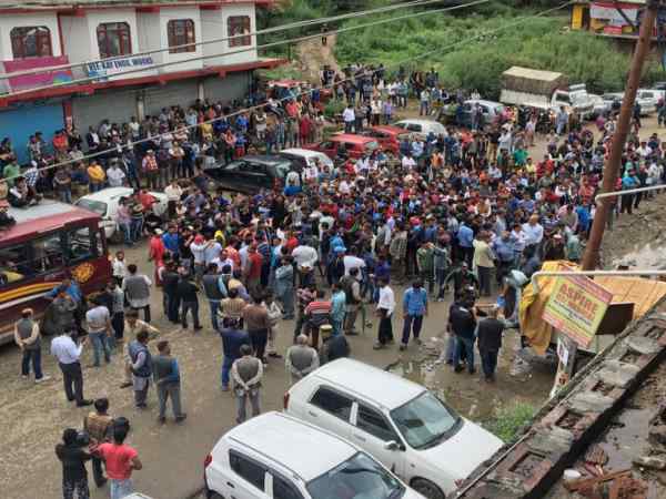 कोटखाई गैंगरेप-मर्डर केस की जांच शुरू करेगी CBI, सरकार के फैसले के बाद हाईकोर्ट देगी आदेश! कोटखाई गैंगरेप-मर्डर केस की जांच शुरू करेगी CBI, सरकार के फैसले के बाद हाईकोर्ट देगी आदेश!