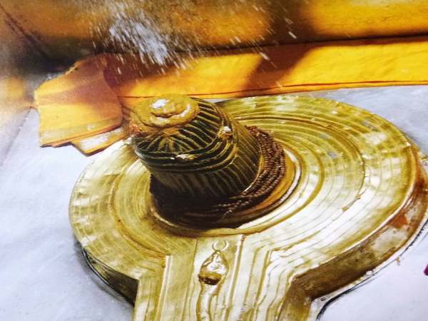 सावन का तीसरा सोमवार: महादेव की भक्ति के लिए देवता दे रहे हैं शक्ति सावन का तीसरा सोमवार: महादेव की भक्ति के लिए देवता दे रहे हैं शक्ति