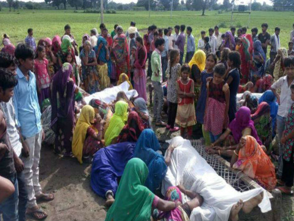 Madhya Pradesh: Five persons electrocuted to death while repairing a motor Madhya Pradesh: Five persons electrocuted to death while repairing a motor