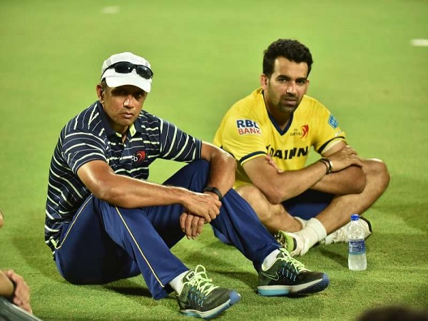 गुहा ने BCCI को फटकारा, कहा- अपमान के योग्य नहीं हैं कुंबले-द्रविड़-जहीर गुहा ने BCCI को फटकारा, कहा- अपमान के योग्य नहीं हैं कुंबले-द्रविड़-जहीर