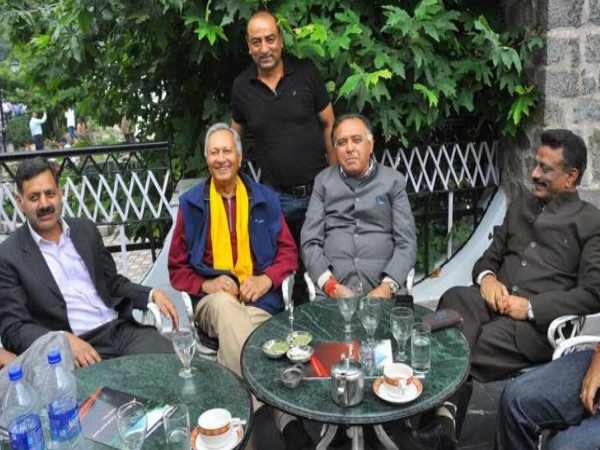 'सिंघम' के ट्रांसफर पर लोगों में मायूसी, उनकी मुहिमों के मुरीद हैं लोग 'सिंघम' के ट्रांसफर पर लोगों में मायूसी, उनकी मुहिमों के मुरीद हैं लोग