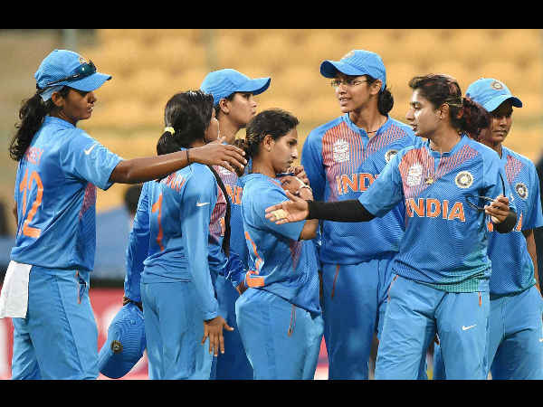 WWC INDvNZ Live: न्यूजीलैंड ने जीता टॉस, पहले गेंबाजी का फैसला WWC INDvNZ Live: न्यूजीलैंड ने जीता टॉस, पहले गेंबाजी का फैसला