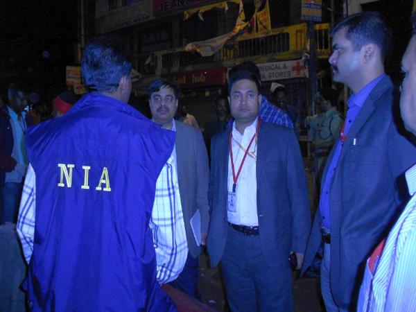 जम्मू: अलगाववादी नेता सैयद अली गिलानी के करीबी बिजनेसमैन के घर NIA ने मारा छापा जम्मू: अलगाववादी नेता सैयद अली गिलानी के करीबी बिजनेसमैन के घर NIA ने मारा छापा