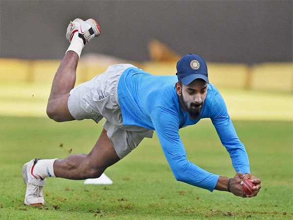 वीडियोः महान खिलाड़ी से ली सीख, राहुल ने अपनाया प्रैक्टिस का अनोखा तरीका वीडियोः महान खिलाड़ी से ली सीख, राहुल ने अपनाया प्रैक्टिस का अनोखा तरीका