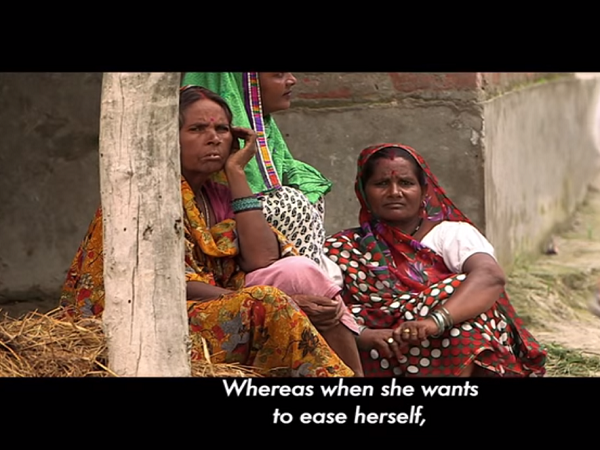 Video: आजादी गंदगी से: पति के पास मोबाइल खरीदने के पैसे हैं लेकिन शौचालय बनवाने के नहीं Video: आजादी गंदगी से: पति के पास मोबाइल खरीदने के पैसे हैं लेकिन शौचालय बनवाने के नहीं