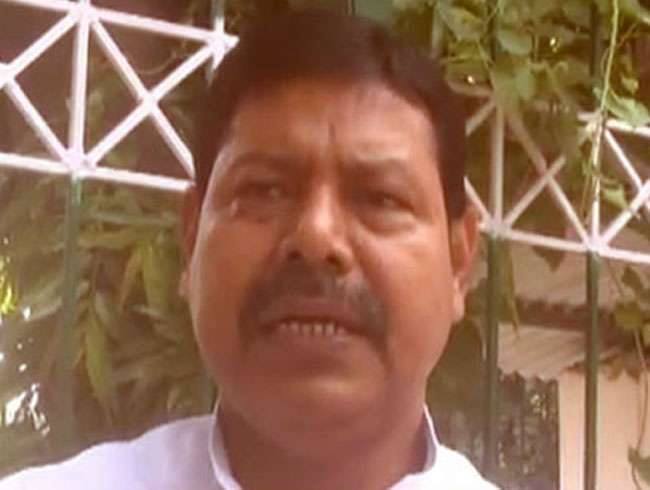 कुछ देर पहले नीतीश पर हत्या कराने का आरोप,अब दर्ज हुआ राजद विधायक पर FIR कुछ देर पहले नीतीश पर हत्या कराने का आरोप,अब दर्ज हुआ राजद विधायक पर FIR