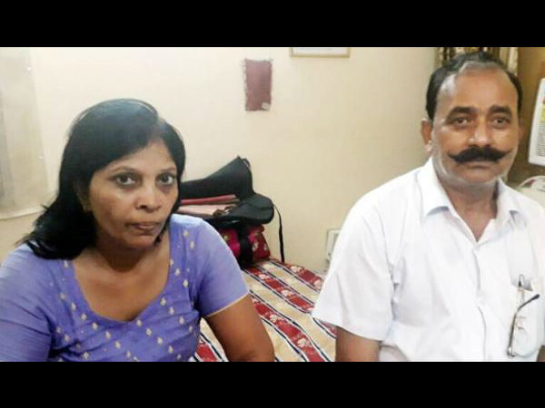 दिल्ली में पूर्व सब इंस्पेक्टर की पत्नी की कटी चोटी, बोलीं- देखा था महिला का साया दिल्ली में पूर्व सब इंस्पेक्टर की पत्नी की कटी चोटी, बोलीं- देखा था महिला का साया