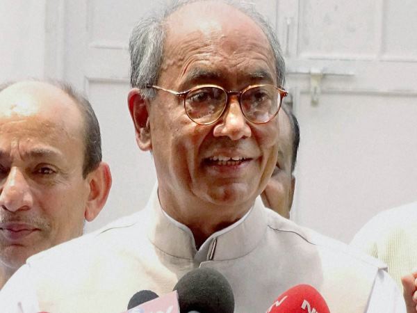 दिग्विजय सिंह को कांग्रेस से मिला झटका, तेलंगाना प्रभारी का पद छिना दिग्विजय सिंह को कांग्रेस से मिला झटका, तेलंगाना प्रभारी का पद छिना