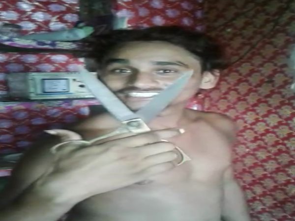 संसद भवन उड़ाने की धमकी भरा VIDEO वायरल संसद भवन उड़ाने की धमकी भरा VIDEO वायरल