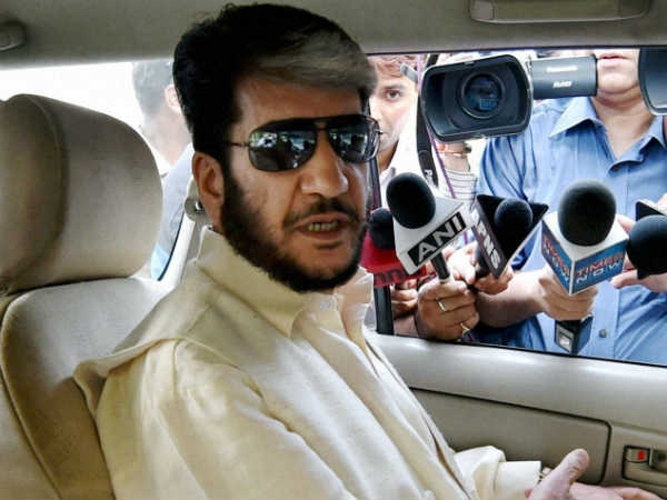 अलगाववादी नेता शब्बीर शाह को 14 दिन की न्यायिक हिरासत अलगाववादी नेता शब्बीर शाह को 14 दिन की न्यायिक हिरासत