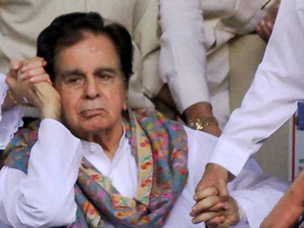 Veteran bollywood actor Dilip Kumar hospitalised Veteran bollywood actor Dilip Kumar hospitalised