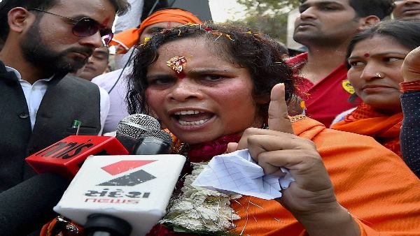 What did Sadhvi Prachi say on sharing the Qur'an?