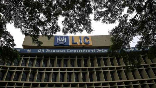 LIC controversy over this policy
