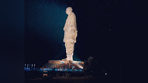 On reaching Kevadia, go to the statue like this