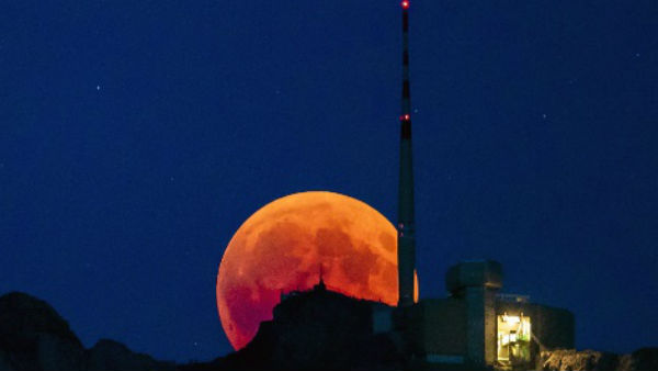 What is solar eclipse?