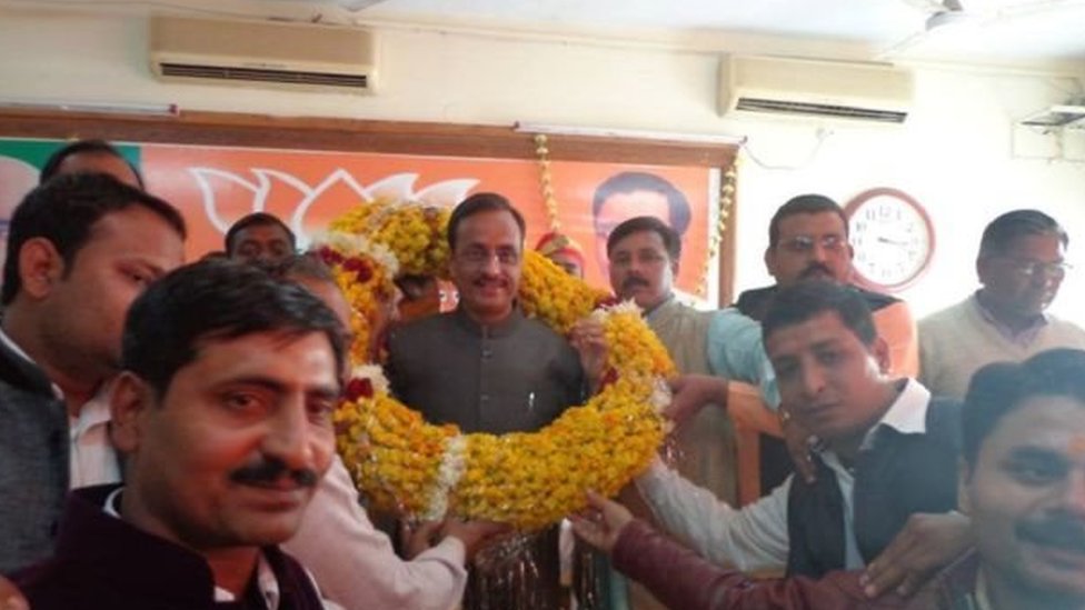 दिनेश शर्मा दिनेश शर्मा