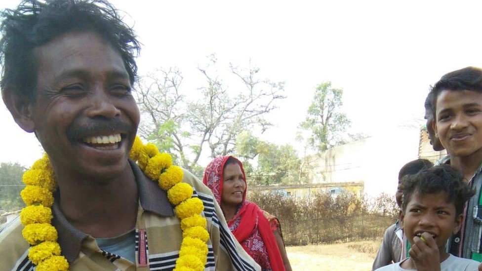 महिलौंग का एक ग्रामीण महिलौंग का एक ग्रामीण
