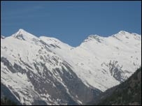 ग्लेशियर के लुप्त होने का ख़तरा ग्लेशियर के लुप्त होने का ख़तरा