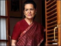 नए क़ानून बनाने की योजना है: सोनिया नए क़ानून बनाने की योजना है: सोनिया