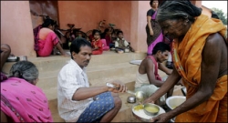 क्रिसमस पर उड़ीसा में कड़ी सुरक्षा क्रिसमस पर उड़ीसा में कड़ी सुरक्षा