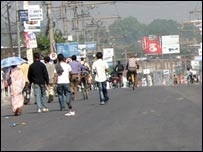 नेपाल में अब 16 घंटे बिजली कटौती नेपाल में अब 16 घंटे बिजली कटौती