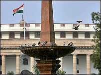 यूपीए सरकार का आखिरी सत्र गुरुवार से यूपीए सरकार का आखिरी सत्र गुरुवार से