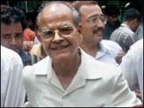 पूर्व केंद्रीय मंत्री सुखराम को सज़ा पूर्व केंद्रीय मंत्री सुखराम को सज़ा