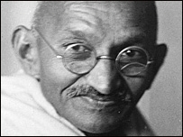 कुछ इस तरह चला नीलामी का पूरा खेल.... कुछ इस तरह चला नीलामी का पूरा खेल....