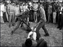 बांग्लादेश में 1971 के युद्ध की जाँच होगी बांग्लादेश में 1971 के युद्ध की जाँच होगी
