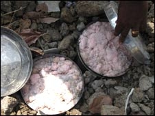 अर्धसैनिक बलों की हालत चिंतनीय अर्धसैनिक बलों की हालत चिंतनीय