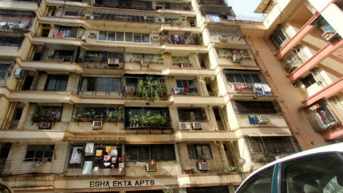 Finance Minister Arun Jaitley: GST payable for under-construction flat will be now 5%. Affordable housing will have 1% GST rate Finance Minister Arun Jaitley: GST payable for under-construction flat will be now 5%. Affordable housing will have 1% GST rate