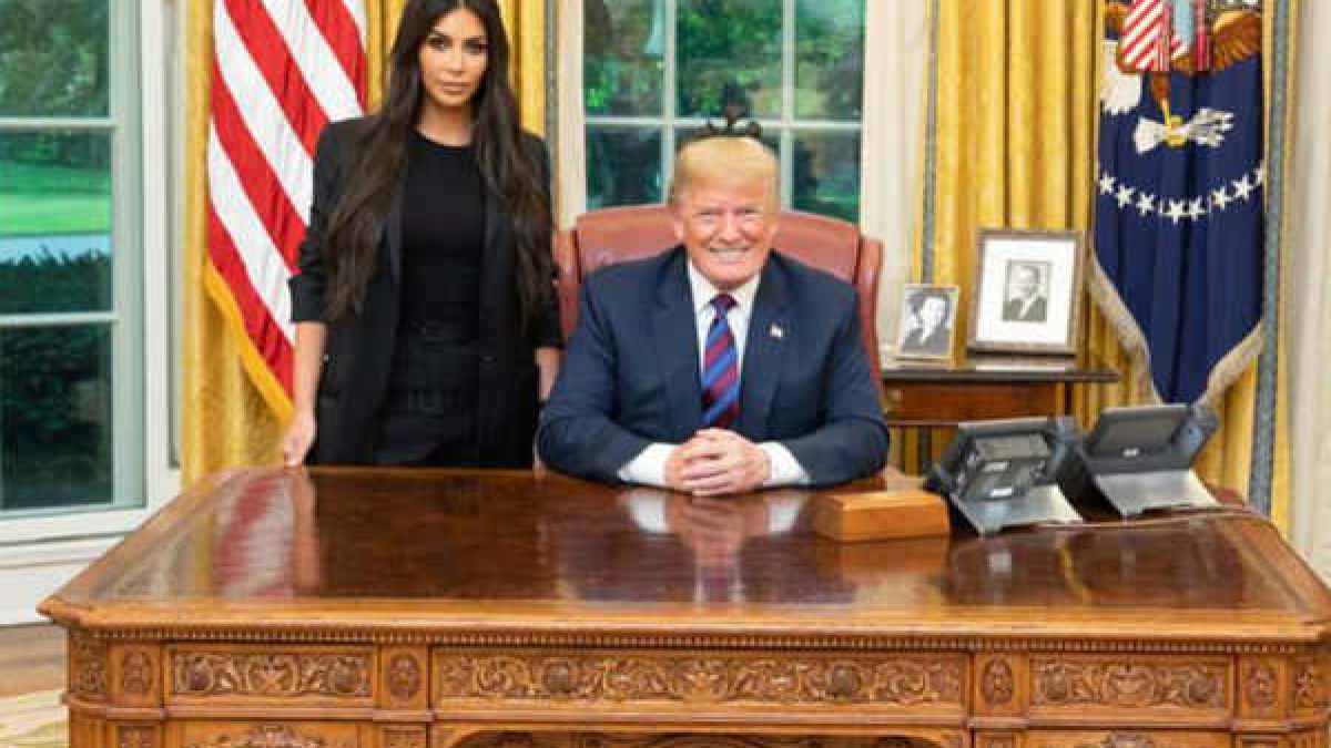 donald-trump-kim-kardashian.jpg donald-trump-kim-kardashian.jpg