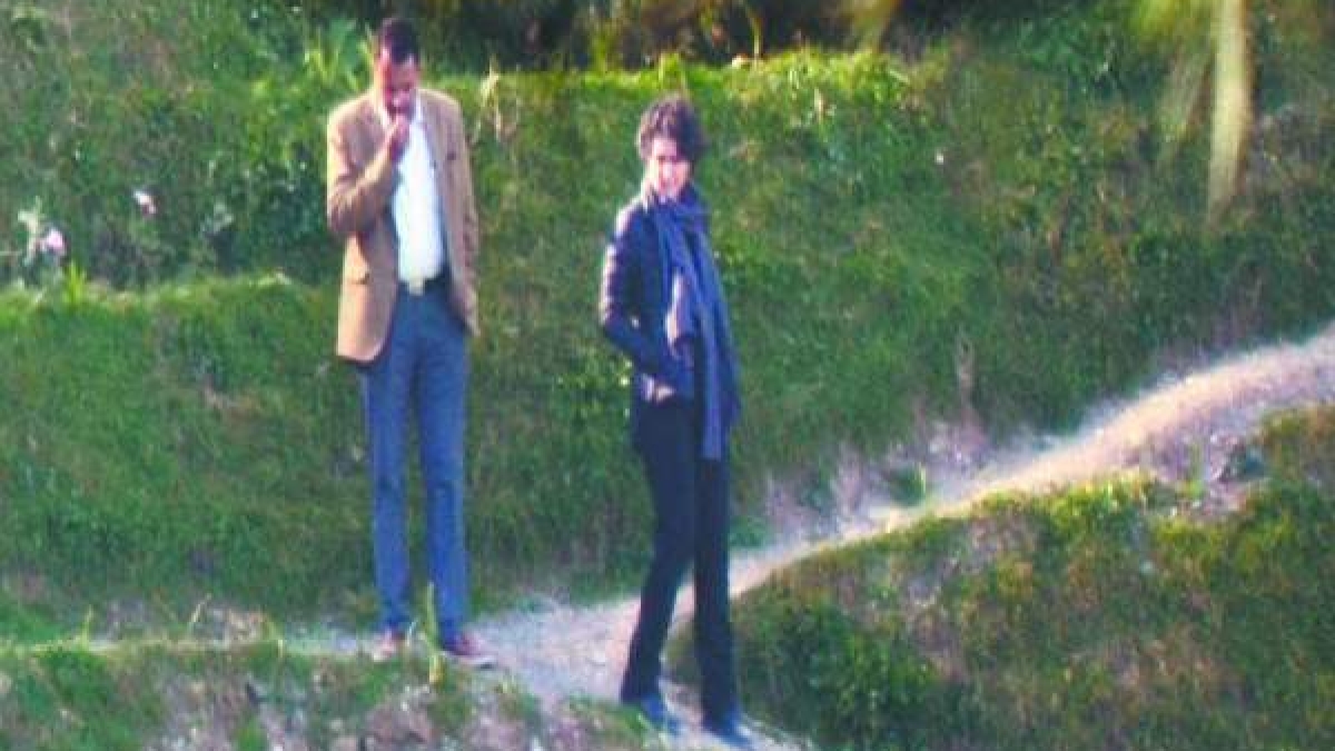 priyanka gandhi visit shimla to inspect their dreame home priyanka gandhi visit shimla to inspect their dreame home