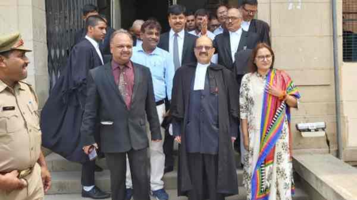 jaya prada filed petition challenging the election of azam khan jaya prada filed petition challenging the election of azam khan