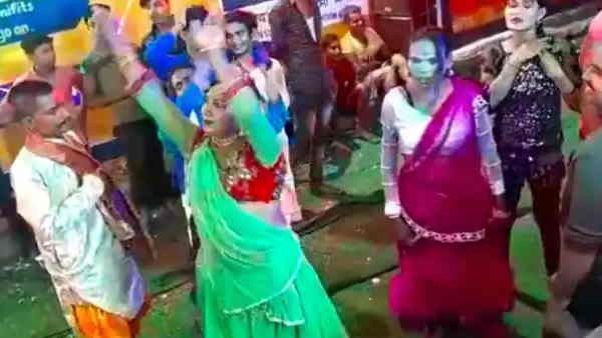 video viral of ram jamki thakurbari temple secretary kiss transgender video viral of ram jamki thakurbari temple secretary kiss transgender