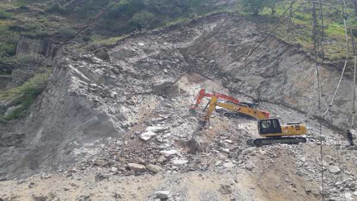 भारी बारिश ने जम्मू कश्मीर में मचाई तबाही