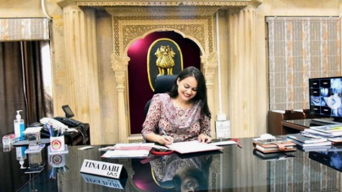 टीना डाबी का जयपुर से जैसलमेर ट्रांसफर