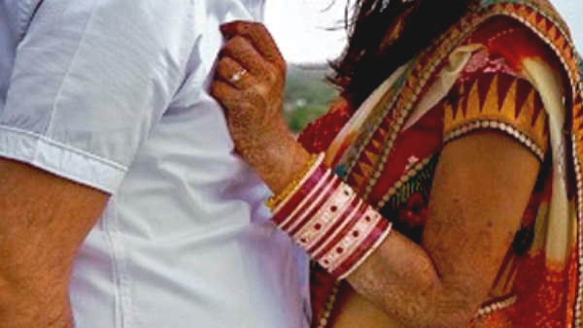 बहनोई के साथ था संबंध