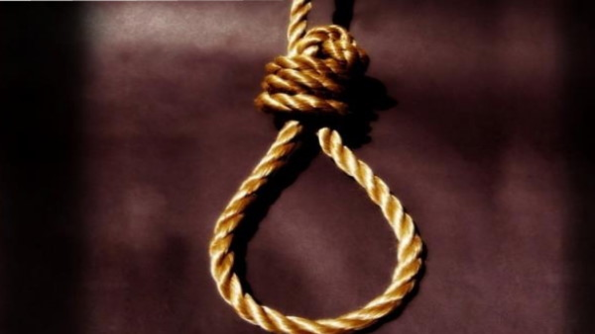 22 year old girl committed suicide servant quarter Chief Minister residence police investigation 22 year old girl committed suicide servant quarter Chief Minister residence police investigation