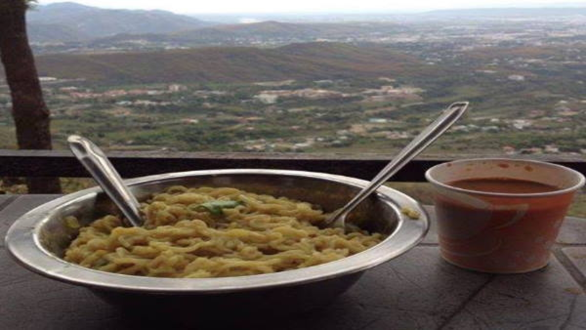 उत्तराखंड में कई पर्यटक स्थल