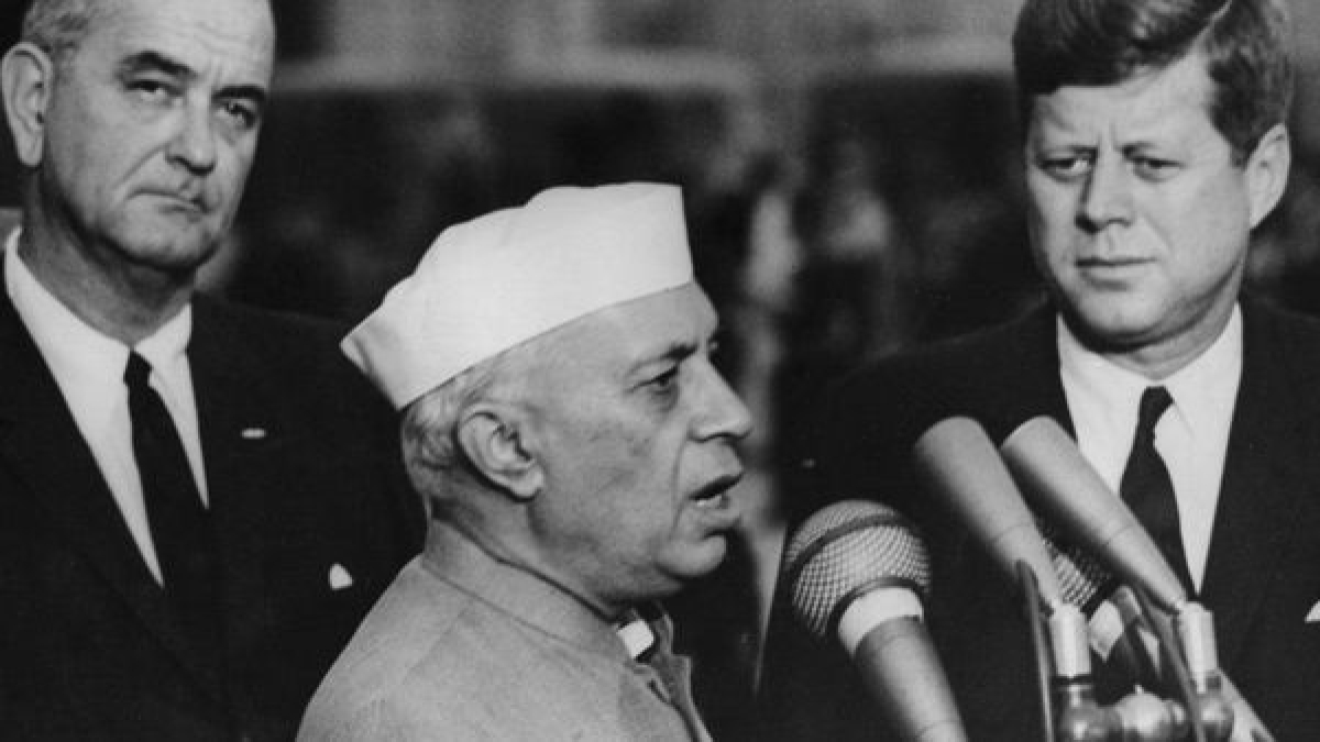 मजबूत भारत, नेहरू को श्रद्धांजलि है