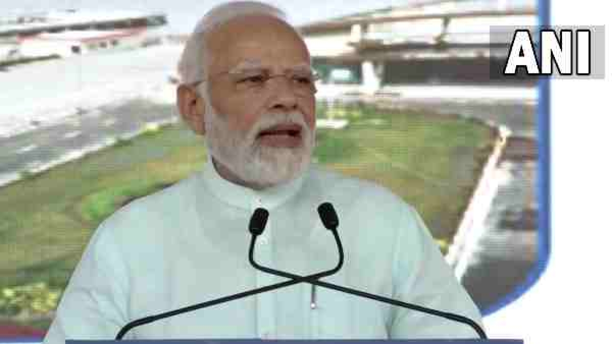 आपका आशीर्वाद लेने आया हूं: मोदी