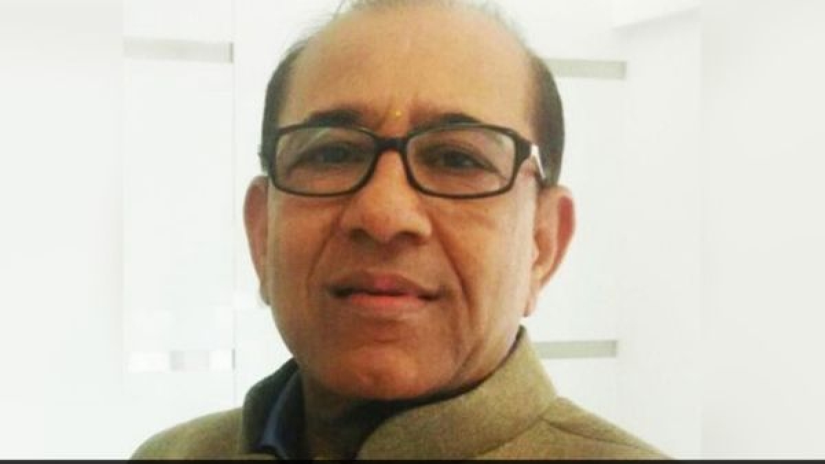 दुबई में रहते हैं विनोद अडानी