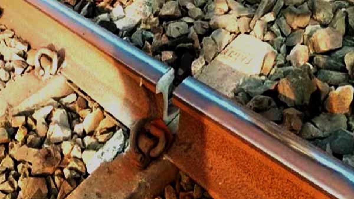 Ghazipur railway news rail track Ghazipur railway news rail track