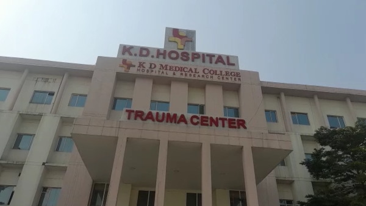 आपरेशन के दौरान कैंची रह जाने से फैला इन्फेक्शन