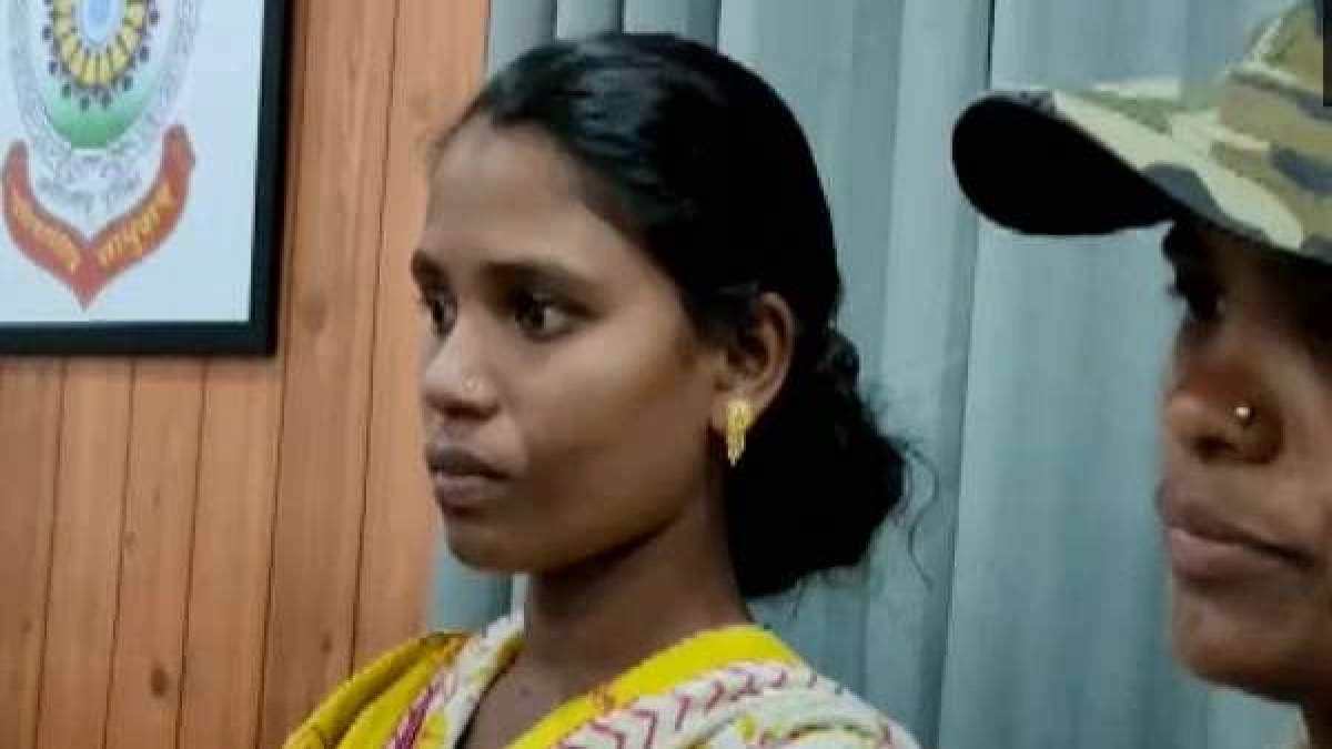 इस महिला नक्सली पर था 8 लाख का इनाम