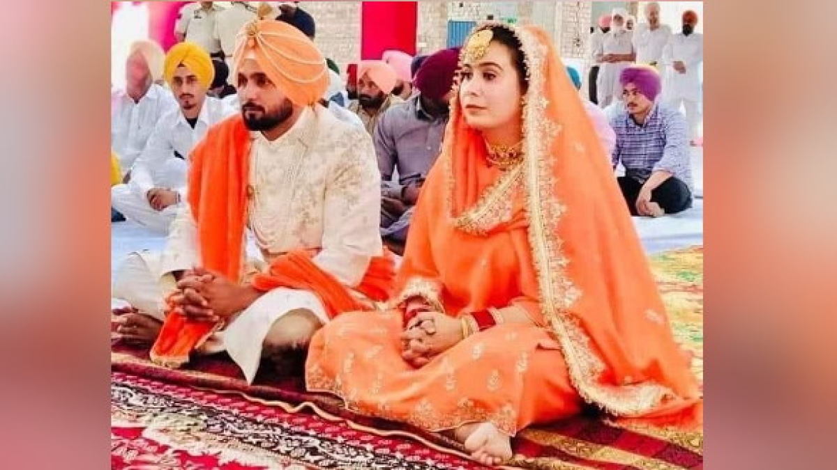 Punjabs youngest woman MLA Narinder Kaur marries AAP leader, CM Bhagwant Mann congratulates Punjabs youngest woman MLA Narinder Kaur marries AAP leader, CM Bhagwant Mann congratulates